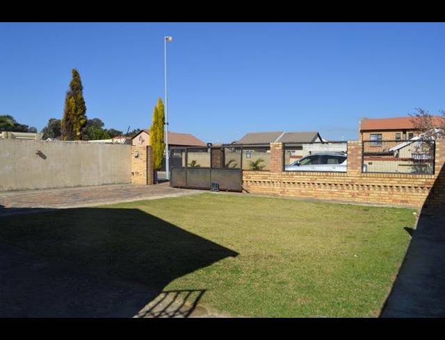 2 BEDROOM PROPERTY TO RENT IN ALVEDA